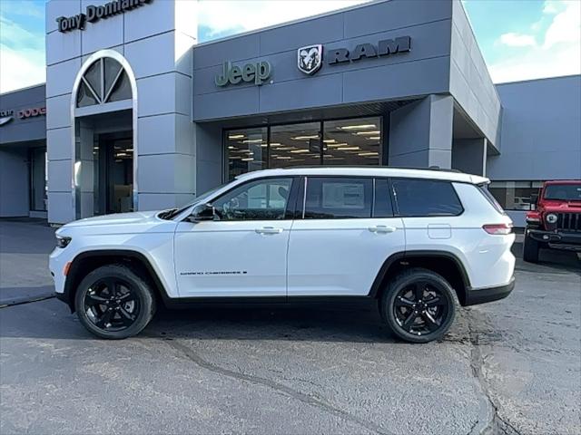 2025 Jeep Grand Cherokee GRAND CHEROKEE L ALTITUDE 4X4