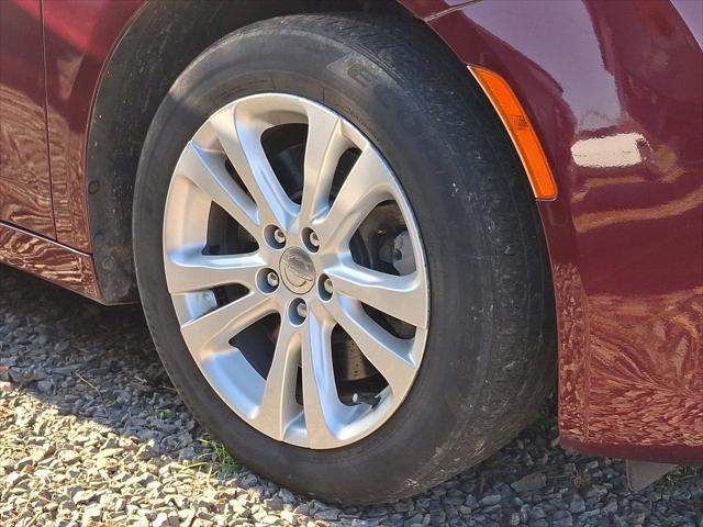 2016 Chrysler 200 Limited Platinum