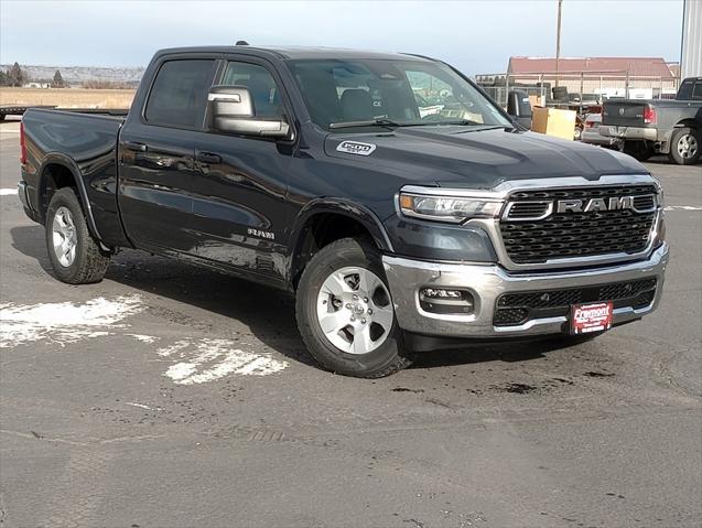 2025 RAM Ram 1500 RAM 1500 BIG HORN CREW CAB 4X4 64 BOX