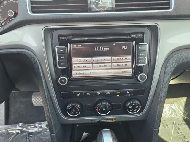 2015 Volkswagen Passat 1.8T Limited Edition