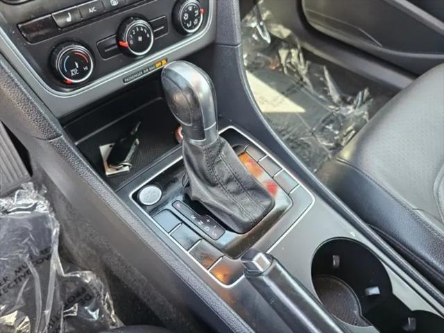 2015 Volkswagen Passat 1.8T Limited Edition