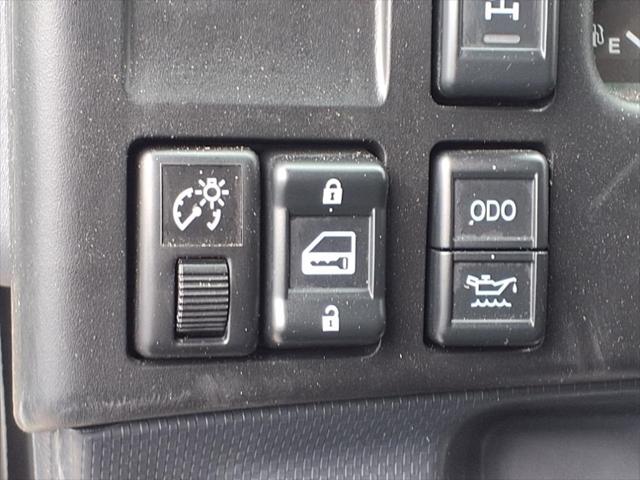 2024 Isuzu NRR Unknown