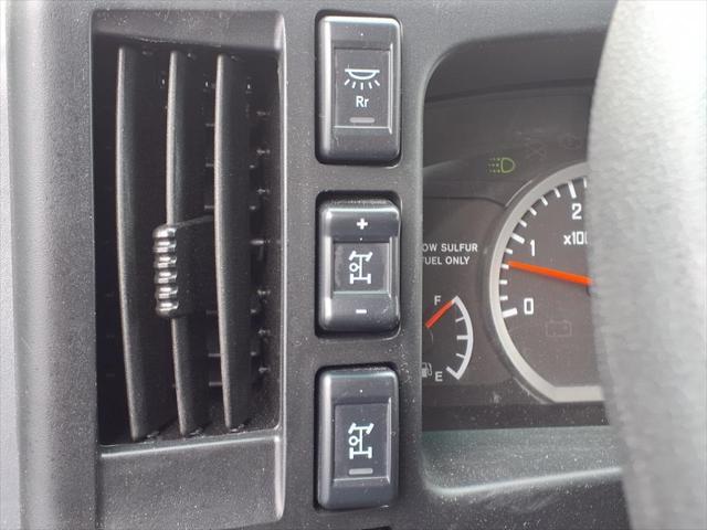 2024 Isuzu NRR Unknown