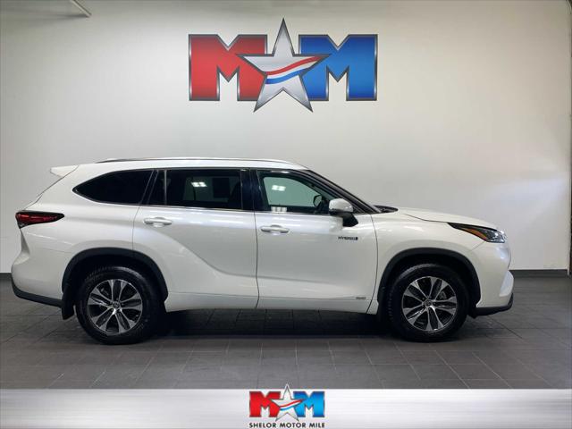 2021 Toyota Highlander Hybrid XLE