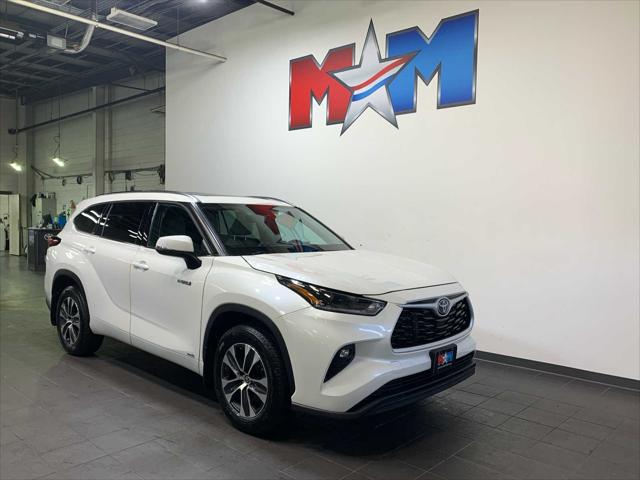 2021 Toyota Highlander Hybrid XLE