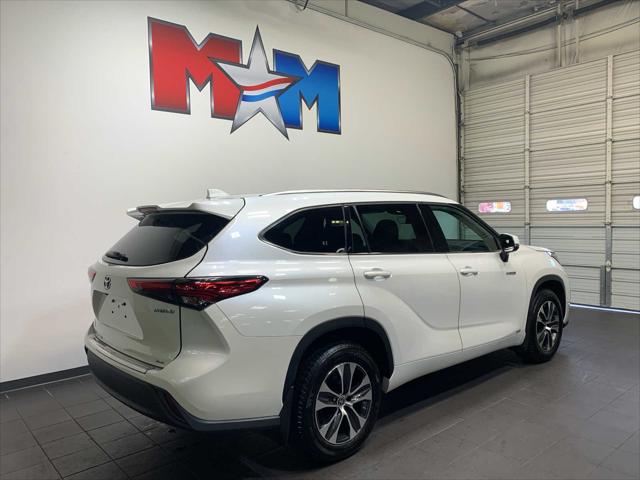 2021 Toyota Highlander Hybrid XLE