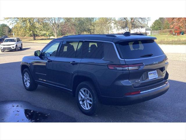 2023 Jeep Grand Cherokee L Laredo 4x4 2023 Jeep Grand Cherokee L Laredo 4x4