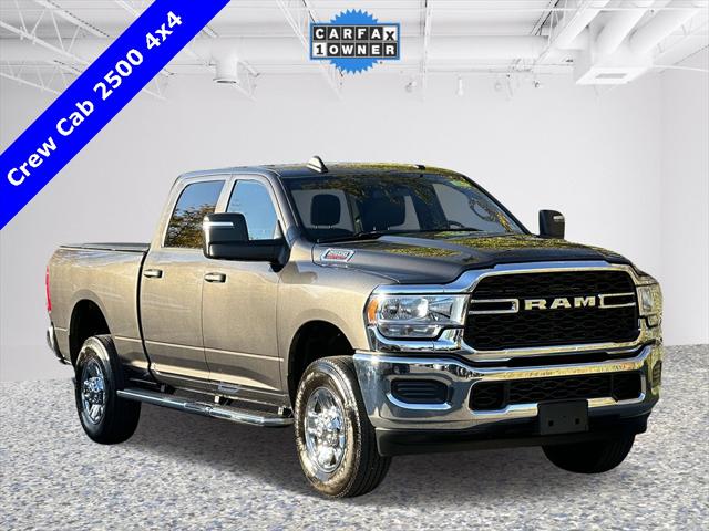 2023 RAM 2500 Tradesman Crew Cab 4x4 64 Box