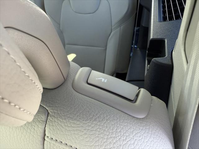 2025 Volvo XC90 Plus