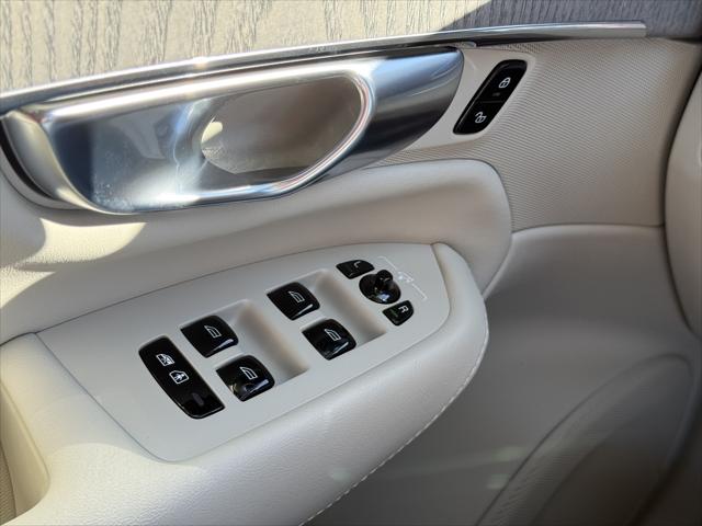 2025 Volvo XC90 Plus