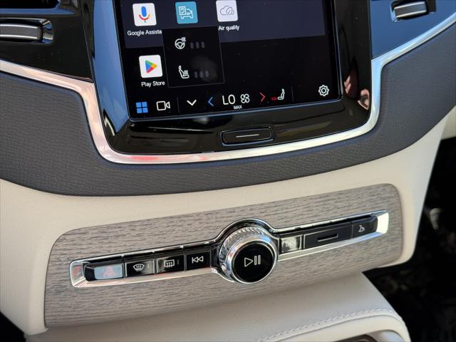2025 Volvo XC90 Plus