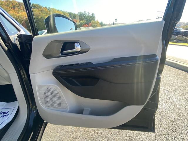 Used 2022 Chrysler Pacifica For Sale in Pikeville, KY