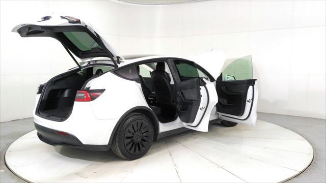 2021 Tesla Model Y Standard Range Rear-Wheel Drive