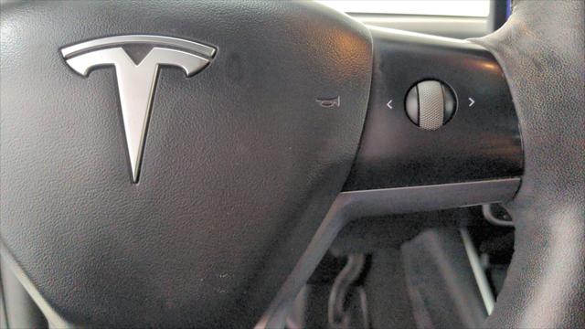 2021 Tesla Model Y Standard Range Rear-Wheel Drive