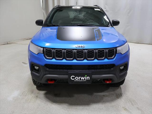 2025 Jeep Compass COMPASS TRAILHAWK 4X4