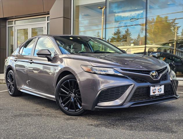 2022 Toyota Camry SE AWD