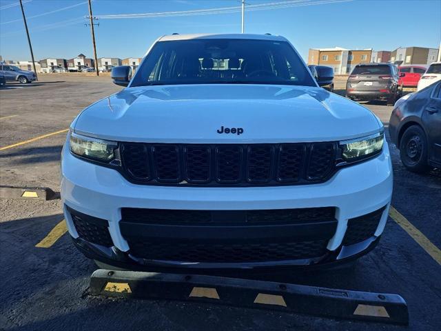 2023 Jeep Grand Cherokee L Altitude 4x4