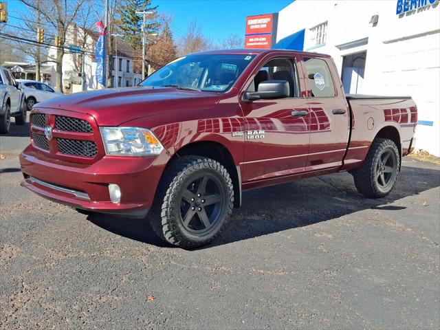 2017 RAM 1500 Express Quad Cab 4x4 64 Box