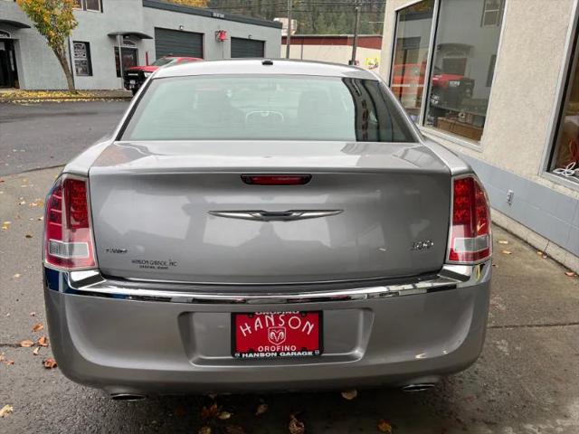 2013 Chrysler 300 Motown