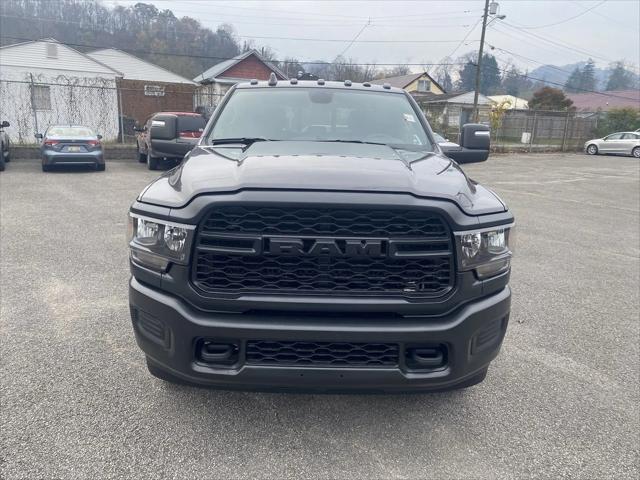 2024 RAM Ram 3500 RAM 3500 TRADESMAN CREW CAB 4X4 8 BOX