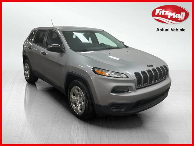 2016 Jeep Cherokee Sport