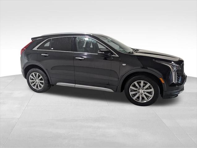 2022 Cadillac XT4 AWD Premium Luxury