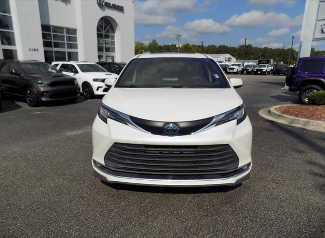 2021 Toyota Sienna XLE