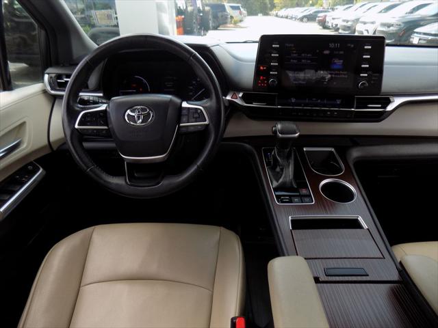 2021 Toyota Sienna XLE