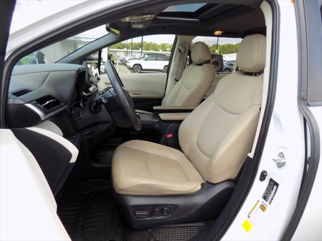 2021 Toyota Sienna XLE