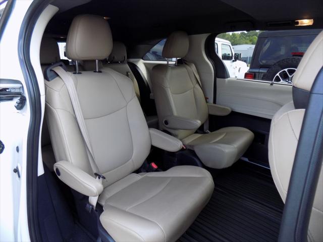 2021 Toyota Sienna XLE