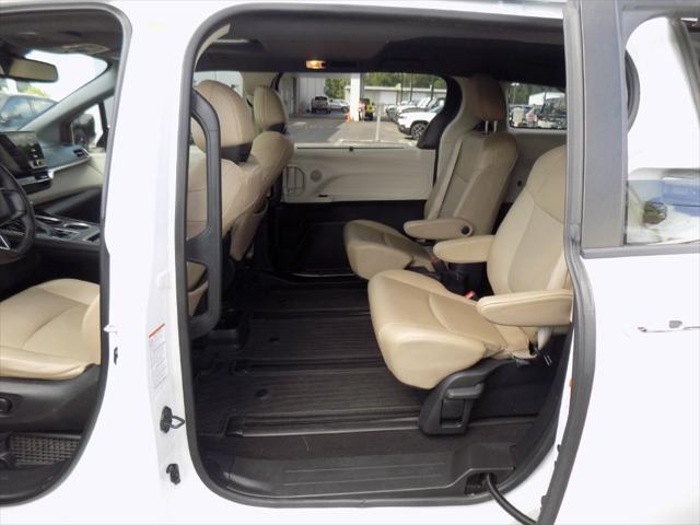2021 Toyota Sienna XLE