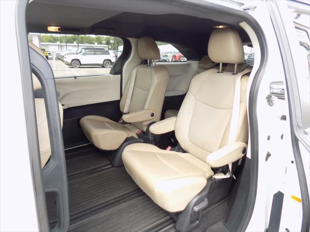 2021 Toyota Sienna XLE