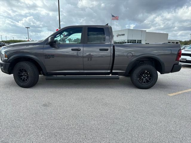 2024 RAM Ram 1500 Classic RAM 1500 CLASSIC WARLOCK QUAD CAB 4X4 64 BOX