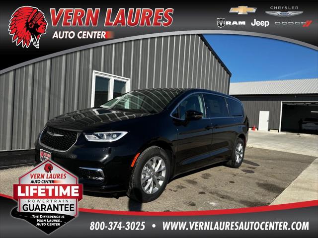 2024 Chrysler Pacifica PACIFICA TOURING L AWD