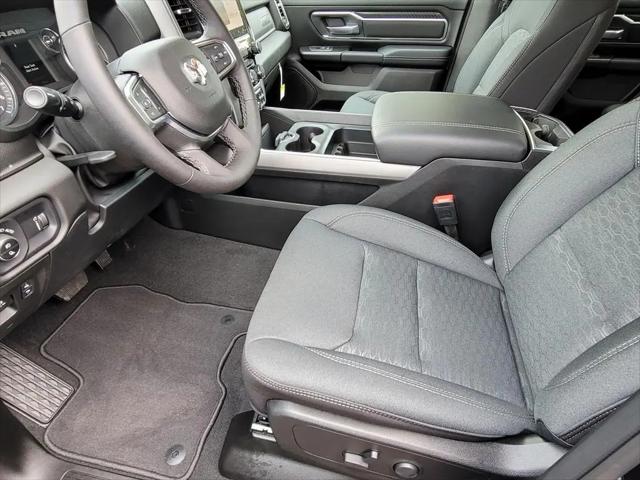 2025 Ram 1500 Big Horn Crew Cab 4x4 5'7" Box