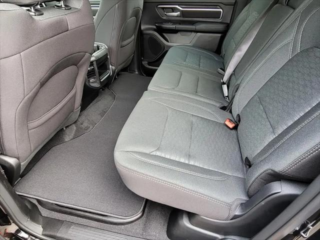 2025 Ram 1500 Big Horn Crew Cab 4x4 5'7" Box