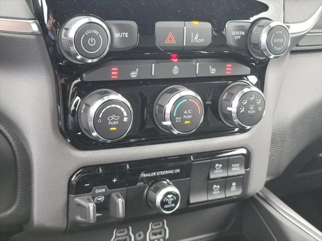 2025 Ram 1500 Big Horn Crew Cab 4x4 5'7" Box