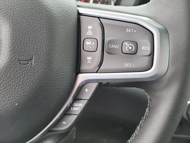 2025 Ram 1500 Big Horn Crew Cab 4x4 5'7" Box