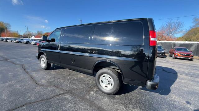 2021 Chevrolet Express Cargo RWD 2500 Regular Wheelbase WT
