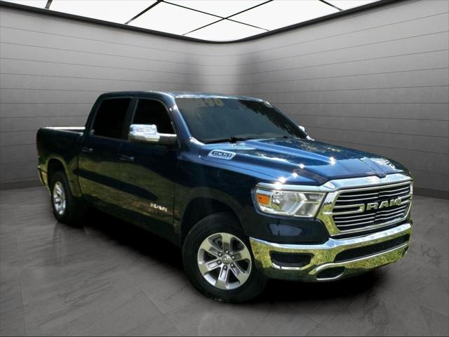 2024 RAM 1500 Laramie Crew Cab 4x2 57 Box 2024 RAM 1500 Laramie Crew Cab 4x2 57 Box