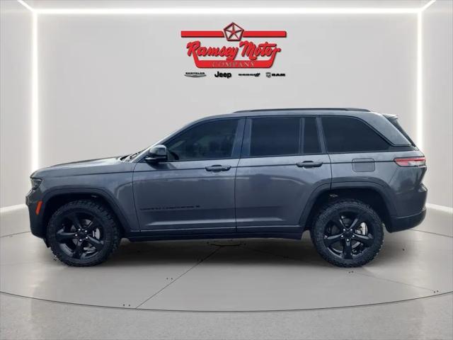 2023 Jeep Grand Cherokee Altitude 4x4