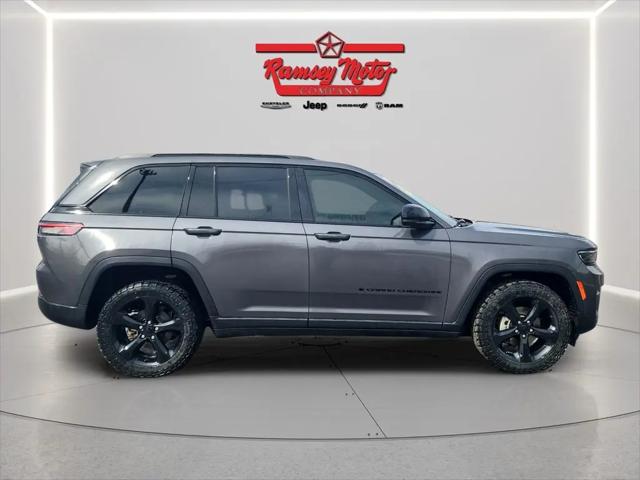 2023 Jeep Grand Cherokee Altitude 4x4