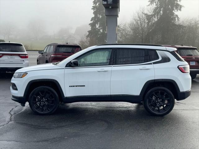 2025 Jeep Compass COMPASS LATITUDE 4X4