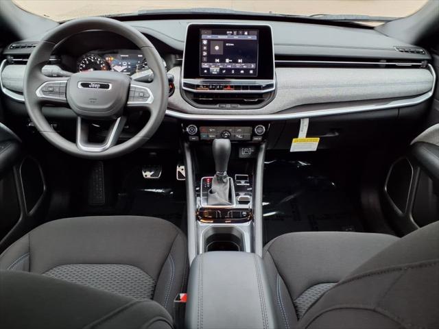 2025 Jeep Compass COMPASS SPORT 4X4
