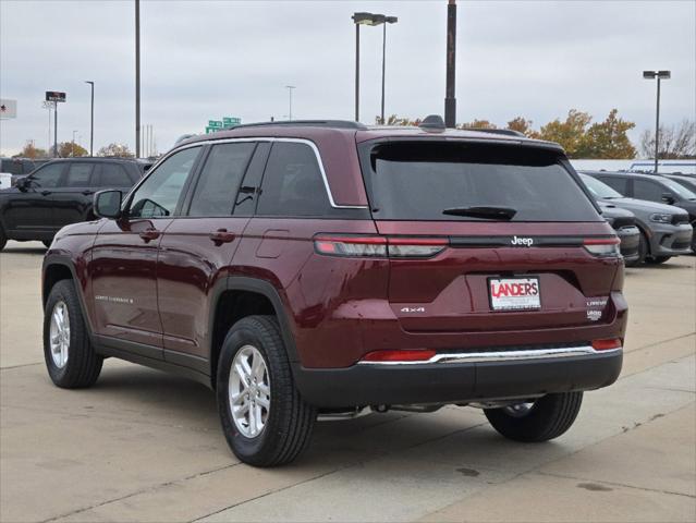2025 Jeep Grand Cherokee GRAND CHEROKEE LAREDO 4X4