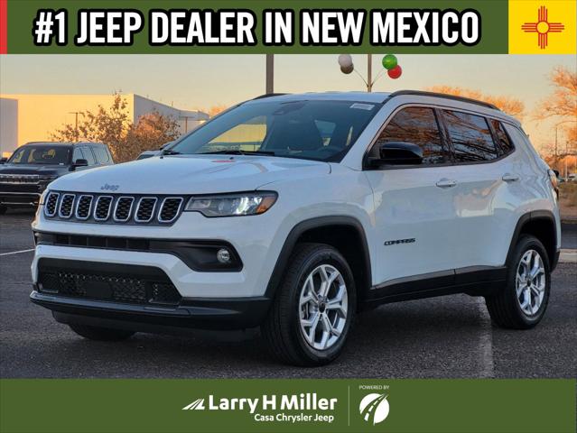 2025 Jeep Compass COMPASS LATITUDE 4X4