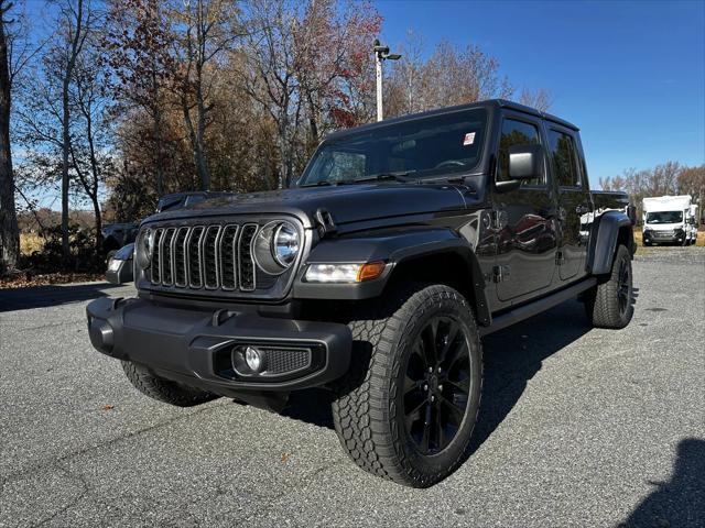 2025 Jeep Gladiator GLADIATOR NIGHTHAWK 4X4