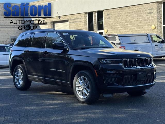 2025 Jeep Grand Cherokee GRAND CHEROKEE LAREDO X 4X4