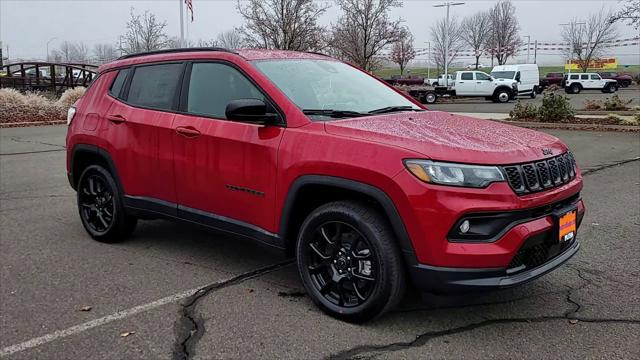 2025 Jeep Compass COMPASS LATITUDE 4X4