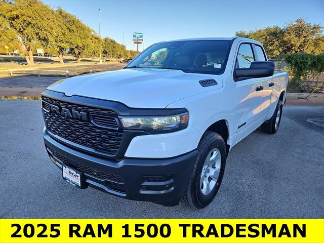 2025 RAM Ram 1500 RAM 1500 TRADESMAN QUAD CAB 4X2 64 BOX